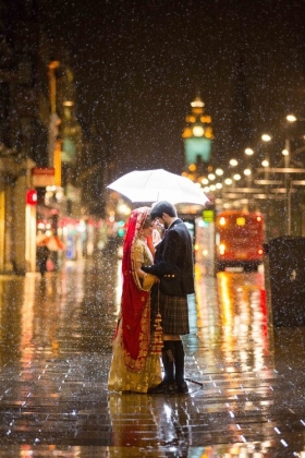 Asian-Wedding-Photographer-Ikonik-Visuals-Photography-Scotland-Edinburgh-Glasgow-UK-Manchester-London-Birmingham-Liverpool-Bradford-Huddersfield