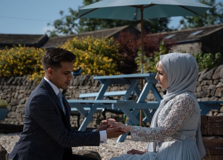 ikonik-visuals-asian-photography-wales-bride-groom